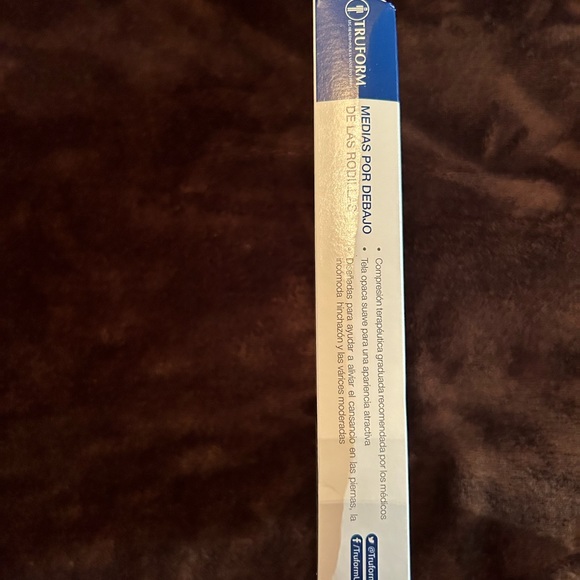 TRUFORM Medical Compression Stockings for M/W - Picture 5 of 7